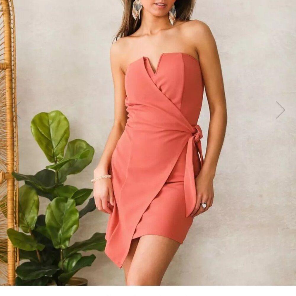 Willow & Root strapless v-wire wrap dress